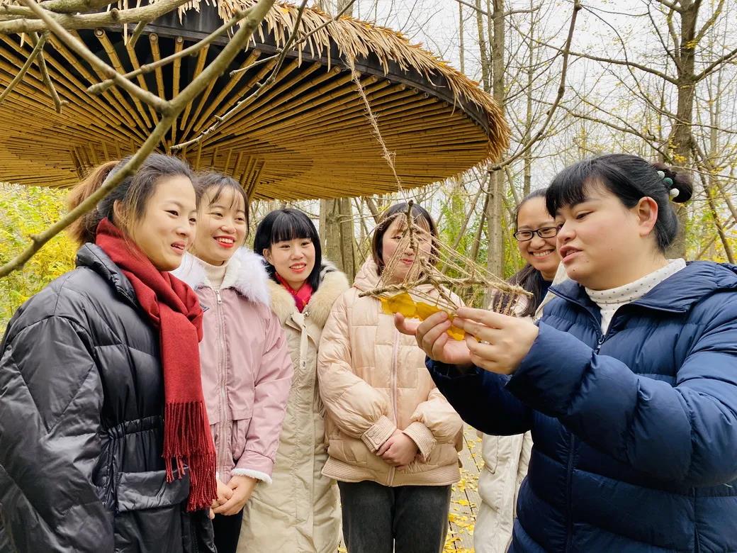 亲近自然，野趣童年——天府新区宁安幼儿园教师户外课程研讨活动