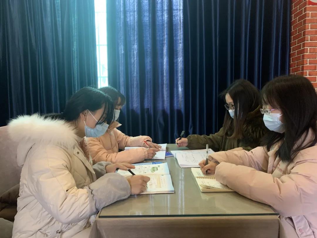 注重课堂交流，提升数学素养——天府三中附小数学组教研活动