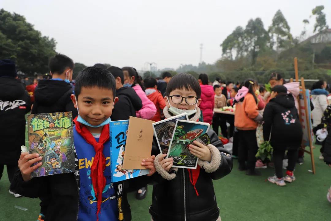采蜜归来，幸福满满丨记天府新区煎茶小学劳动课程之义卖活动