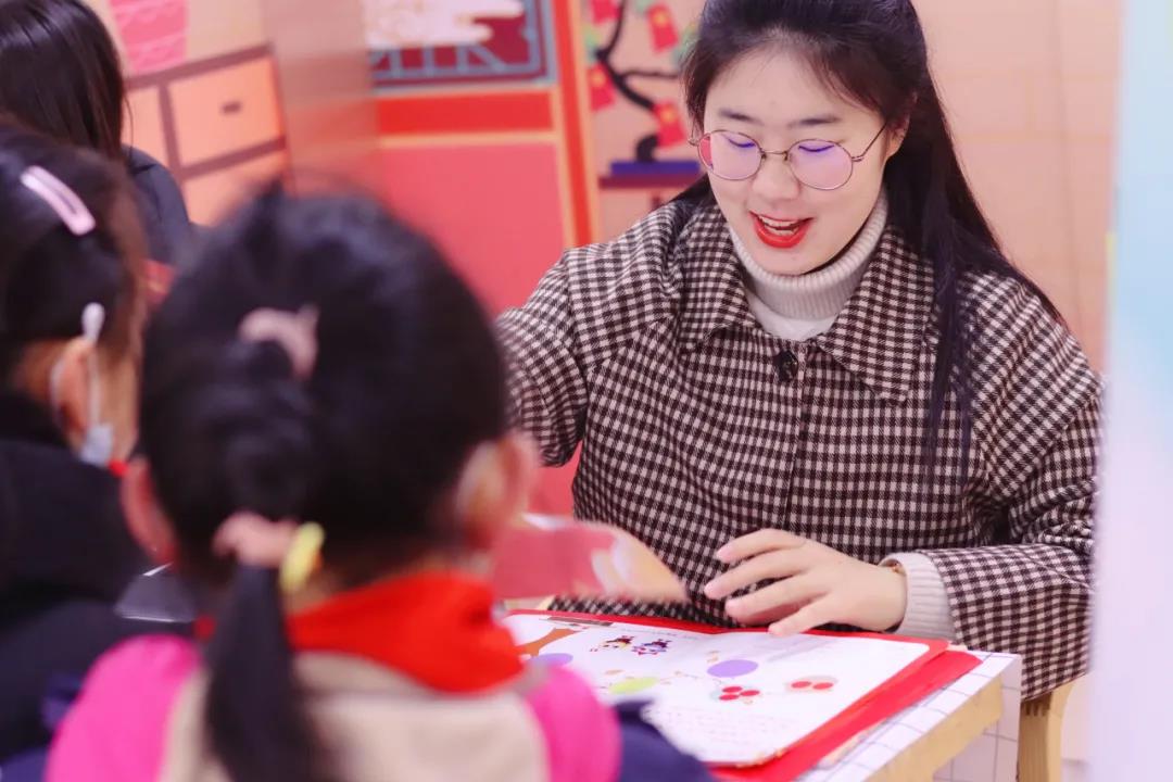 劳动小达人今日我当家欢乐中国年丨华中附小缤纷欢乐考二年级专场