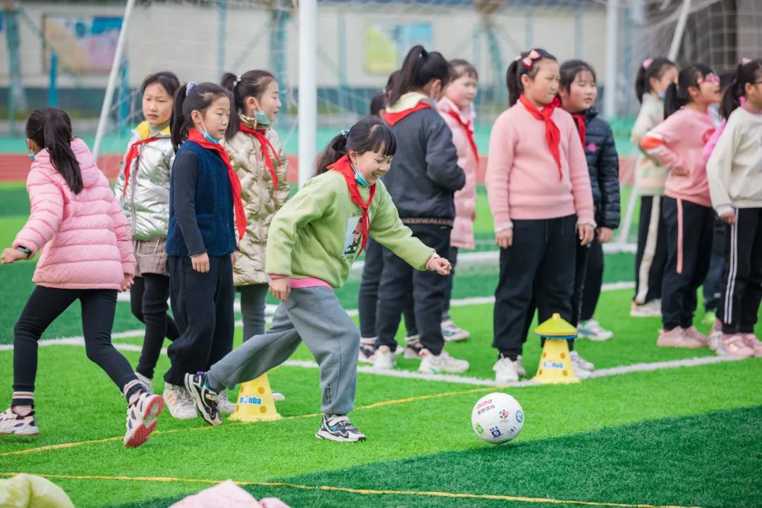 强抓课程建设 聚焦课堂改革——四川天府新区籍田小学体育课程改革专题研讨系列（一）